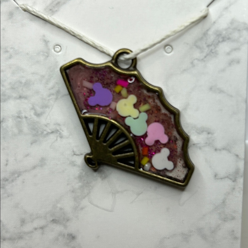 Fan Shape Charm